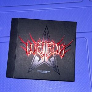 Jeffree star weirdo pallete